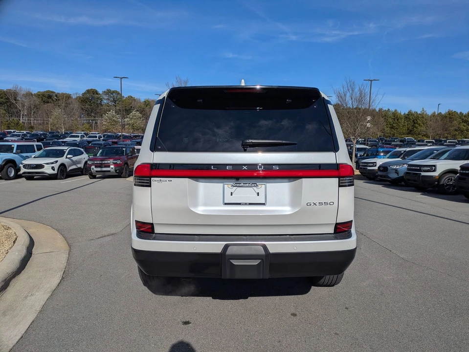 2024 Lexus GX 3rd Gen - Image 5 of 12