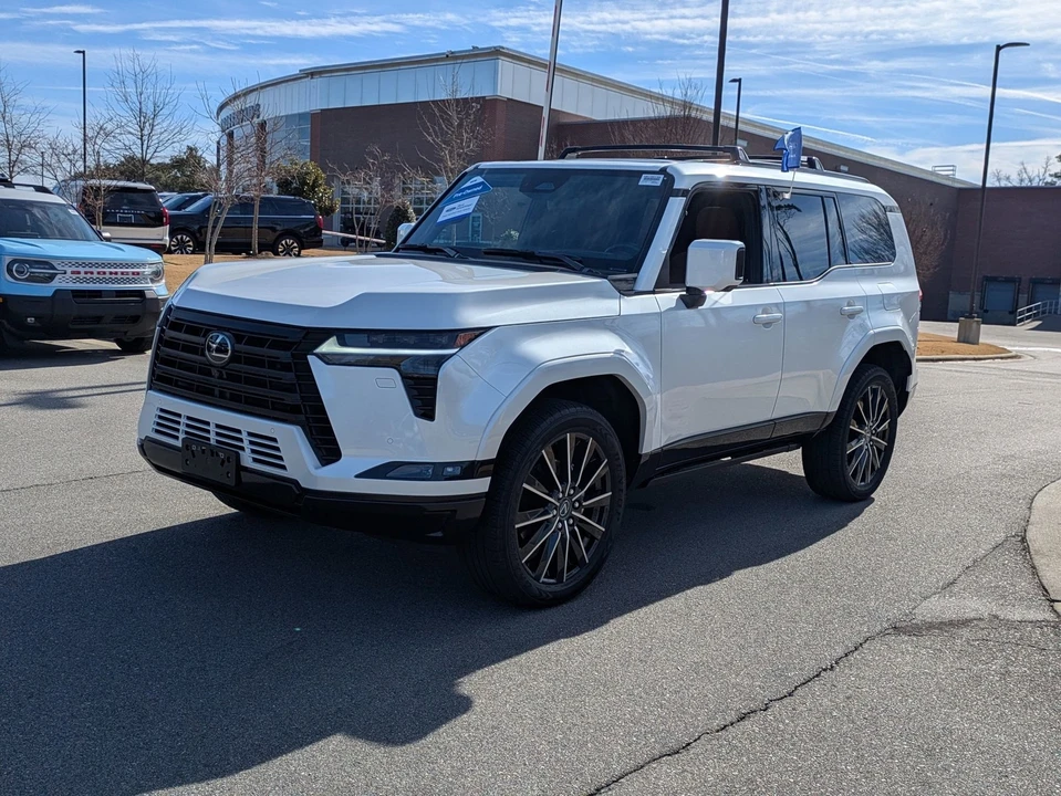 2024 Lexus GX 3rd Gen - Image 8 of 12