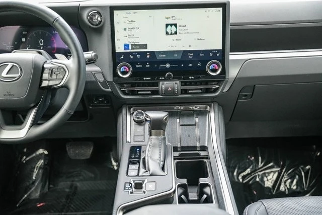 2024 Lexus GX 3rd Gen - Image 13 of 21