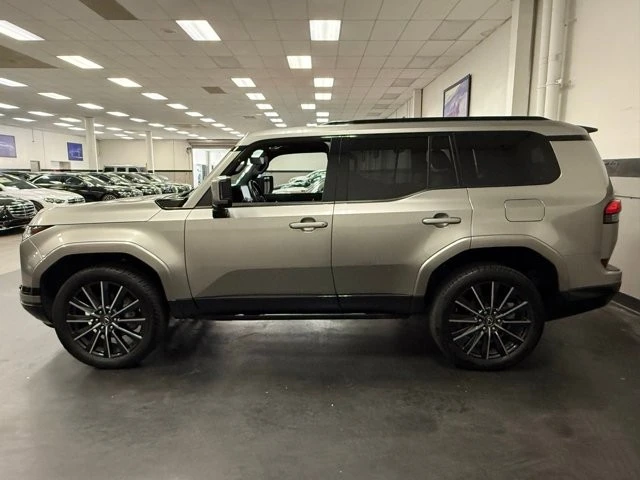 2024 Lexus GX 3rd Gen - Image 7 of 31