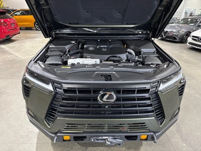 2024 Lexus GX 3rd Gen - Image 18 of 20