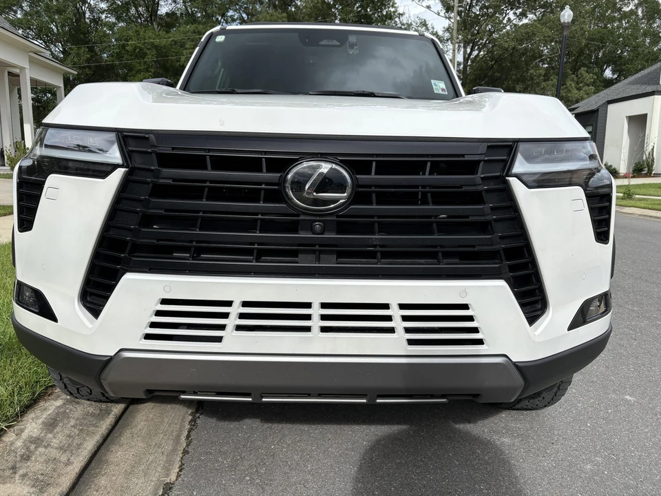 2024 Lexus GX 3rd Gen - Image 10 of 31