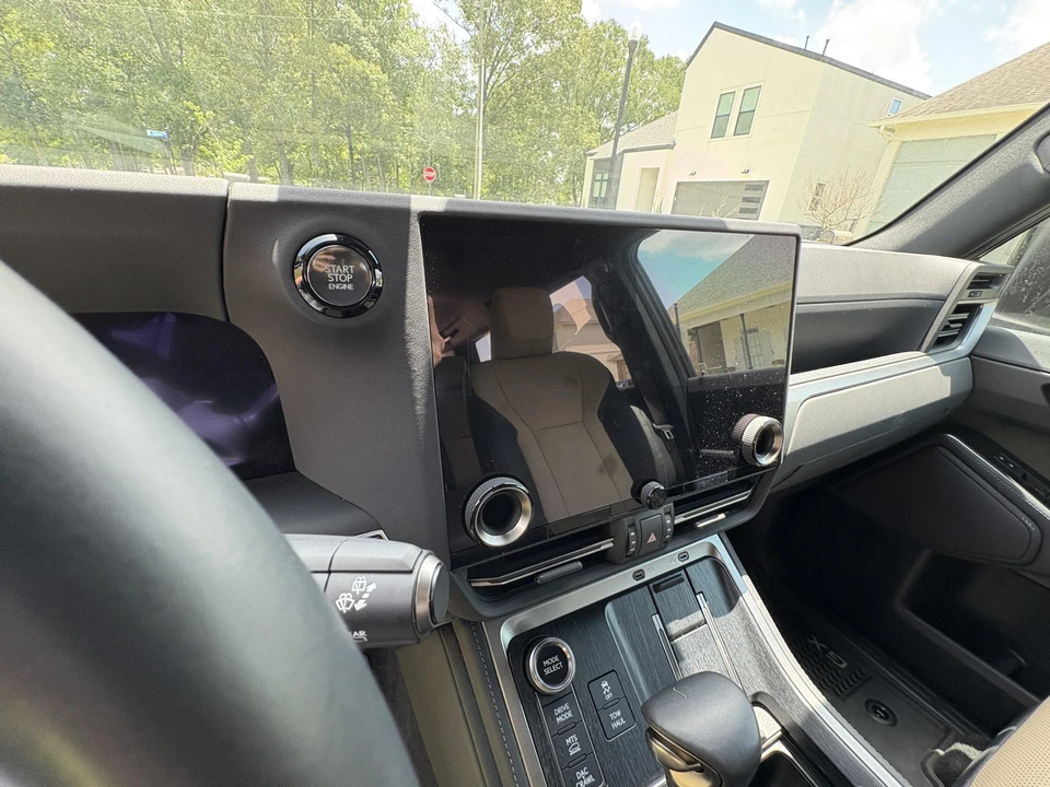 2024 Lexus GX 3rd Gen - Image 23 of 31