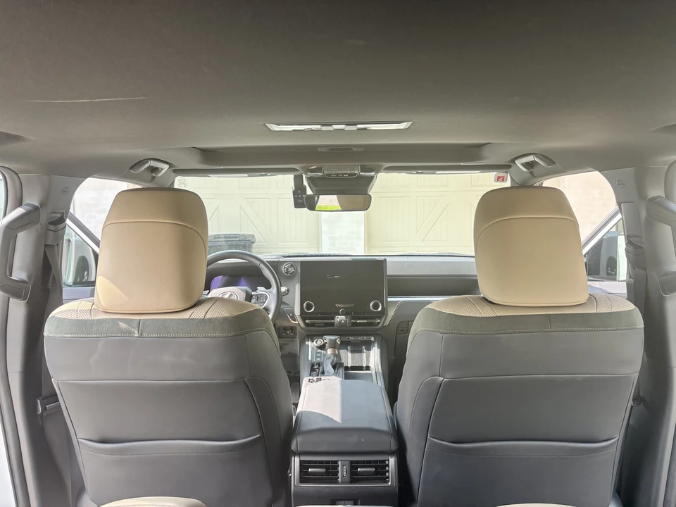 2024 Lexus GX 3rd Gen - Image 29 of 31