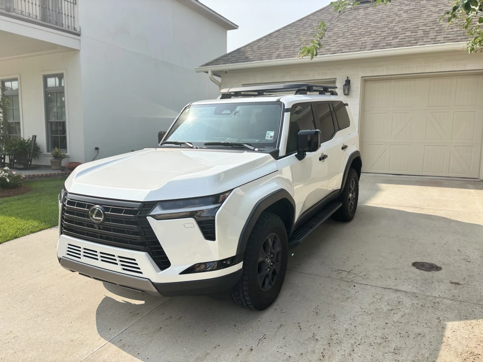 2024 Lexus GX 3rd Gen - Image 2 of 31