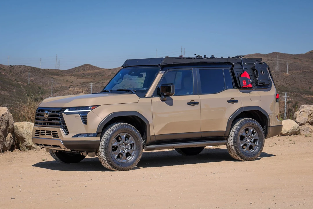 2024 Lexus GX 3rd Gen - Image 2 of 31