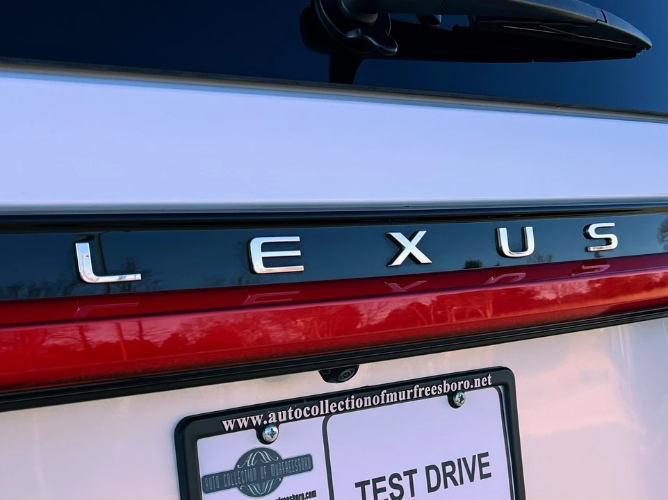 2024 Lexus GX 2nd Gen - Image 15 of 21