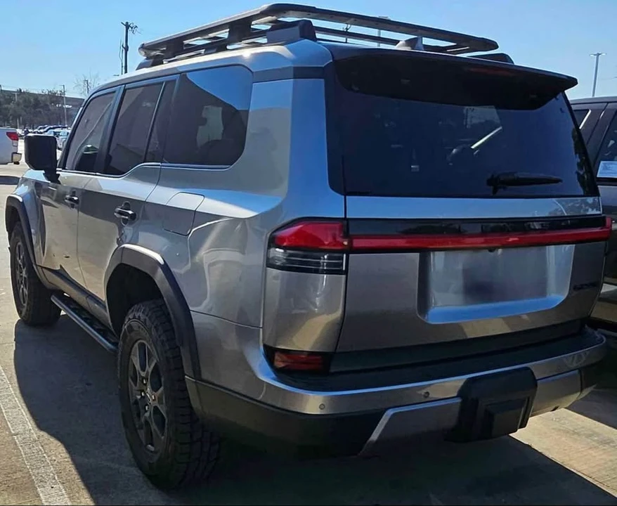 2024 Lexus GX 3rd Gen - Image 4 of 9