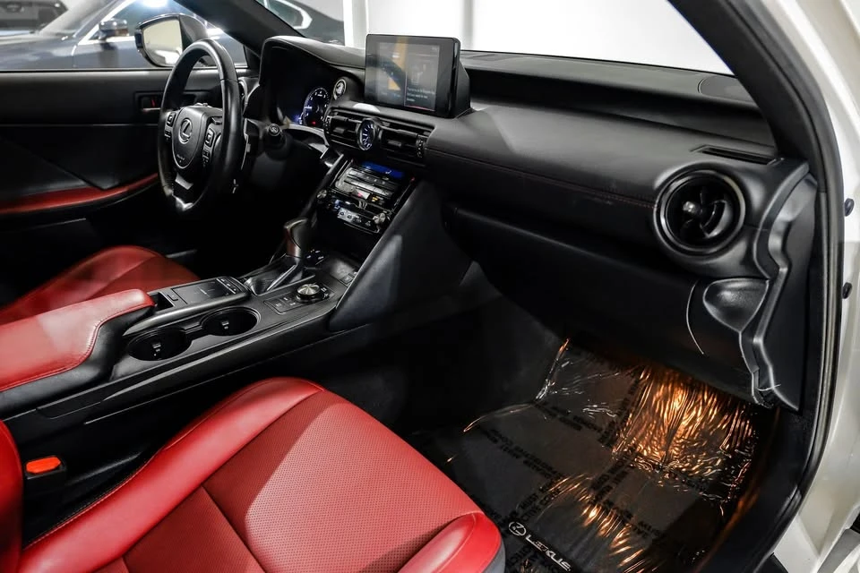 2024 Lexus IS 3rd Gen - Image 16 of 19