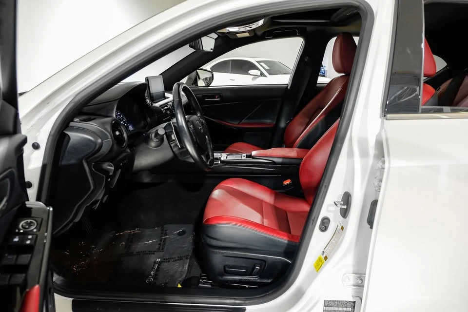 2024 Lexus IS 3rd Gen - Image 4 of 19