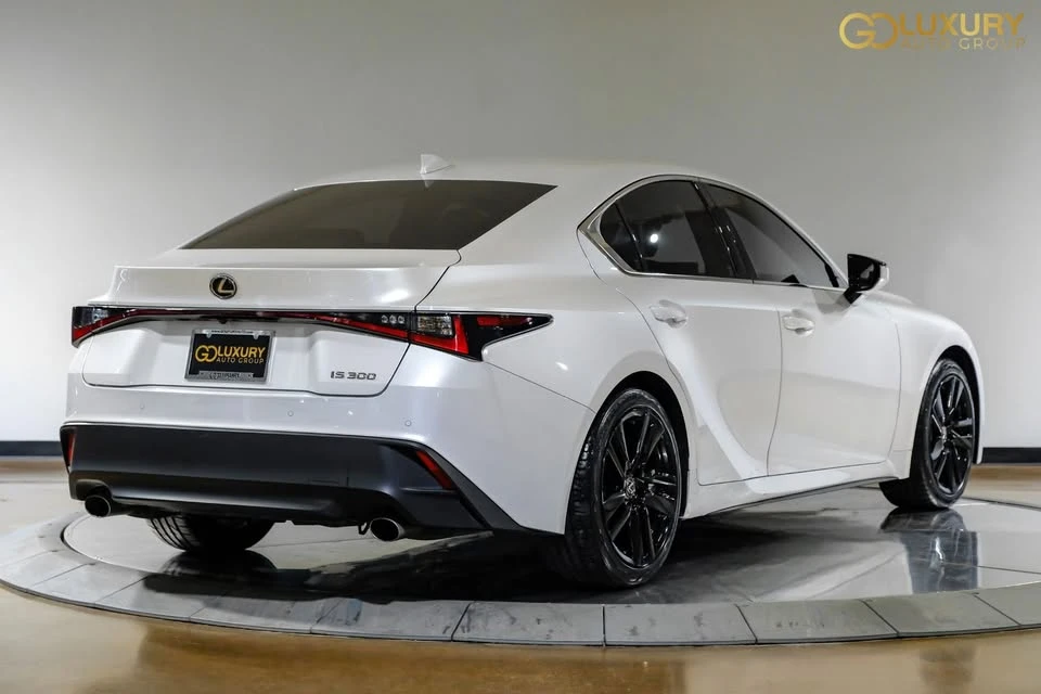 2024 Lexus IS 3rd Gen - Image 9 of 19