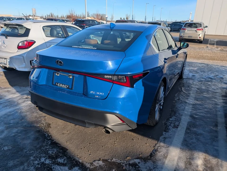 2024 Lexus IS 3rd Gen - Image 4 of 11