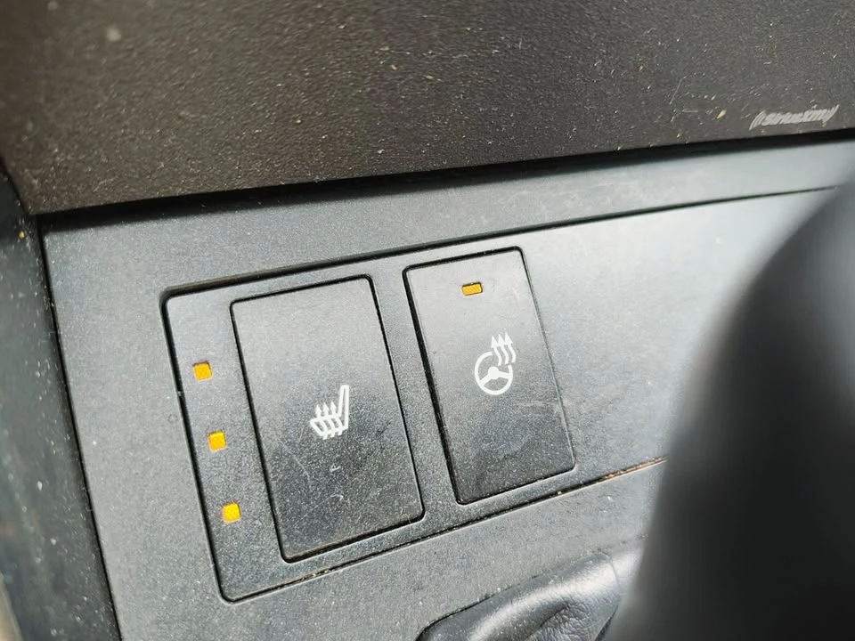2024 Lexus IS 3rd Gen - Image 15 of 18