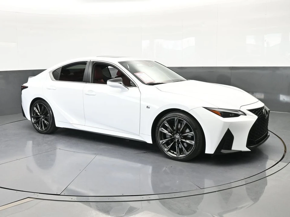 2024 Lexus IS 3rd Gen - Image 8 of 12