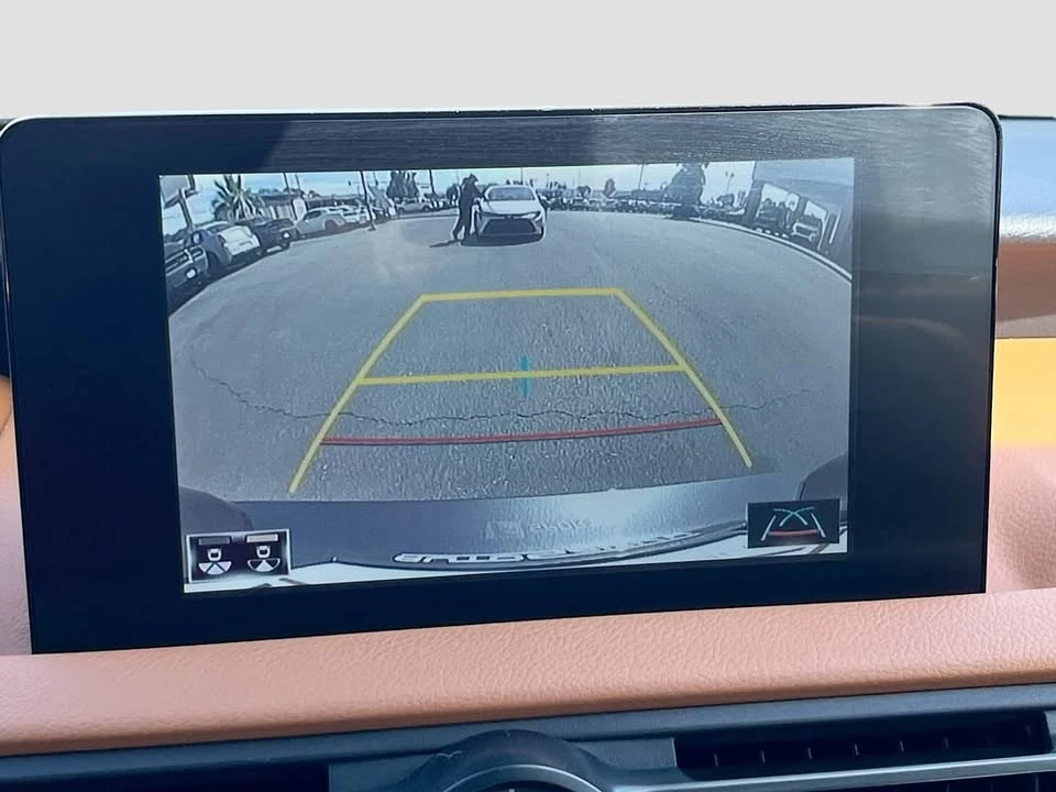 2024 Lexus IS 3rd Gen - Image 7 of 10