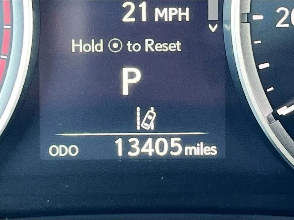 2024 Lexus IS 3rd Gen - Image 6 of 10