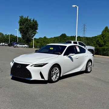 2024 Lexus IS 300
