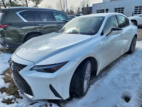 2024 Lexus IS 300 Luxury