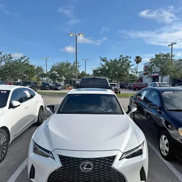 2024 Lexus IS 300