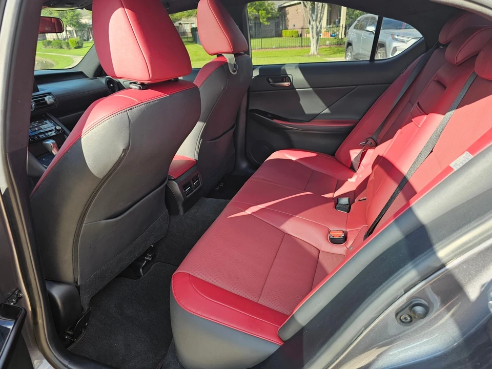 2024 Lexus IS 3rd Gen - Image 17 of 20