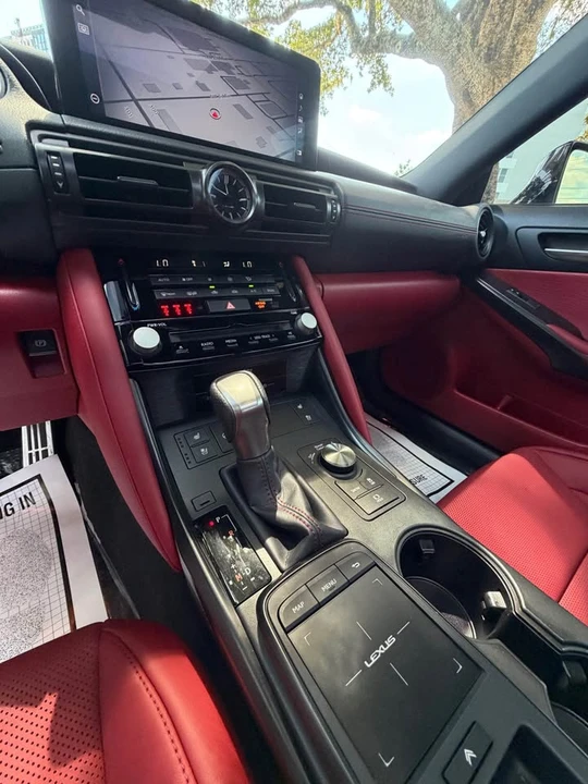 2024 Lexus IS 3rd Gen - Image 16 of 17