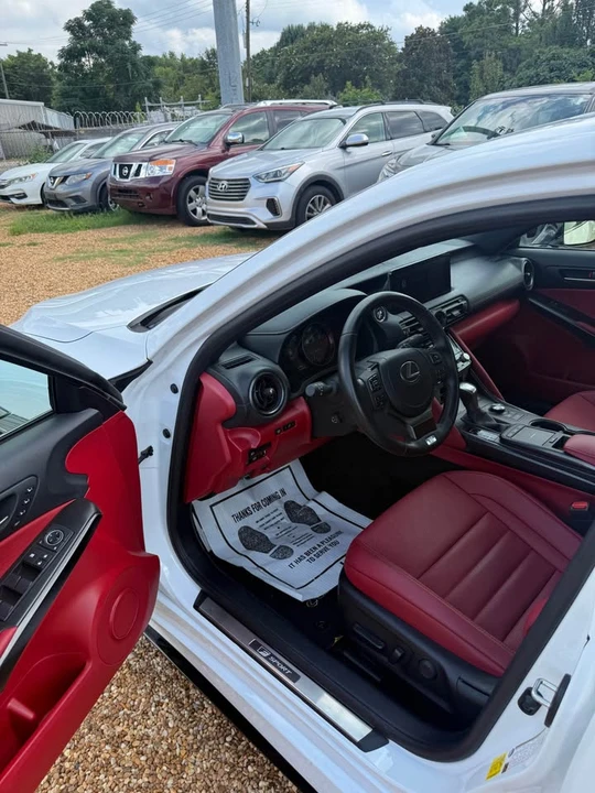 2024 Lexus IS 3rd Gen - Image 15 of 20