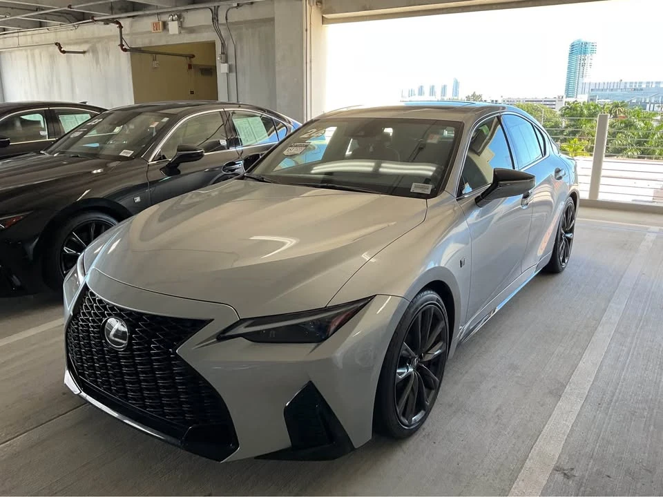 2024 Lexus IS 3rd Gen - Image 3 of 4