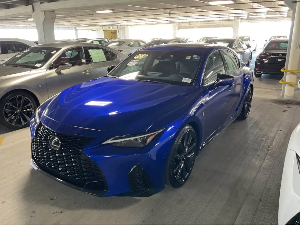 2024 Lexus IS 3rd Gen - Image 4 of 4