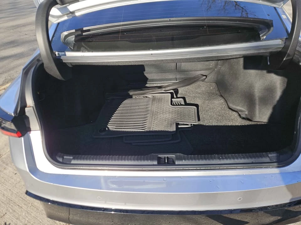 2024 Lexus IS 3rd Gen - Image 3 of 11