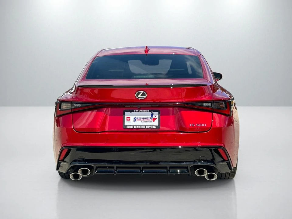 2024 Lexus IS - Image 6 of 31