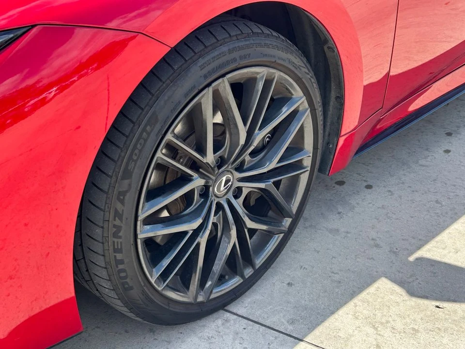 2024 Lexus IS - Image 9 of 31