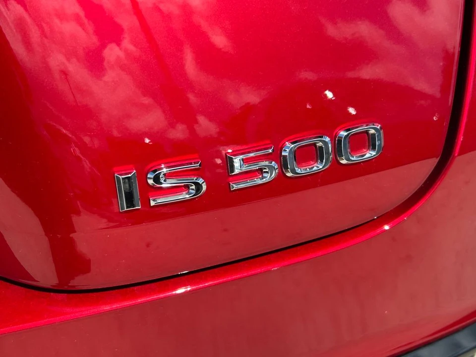 2024 Lexus IS - Image 13 of 31
