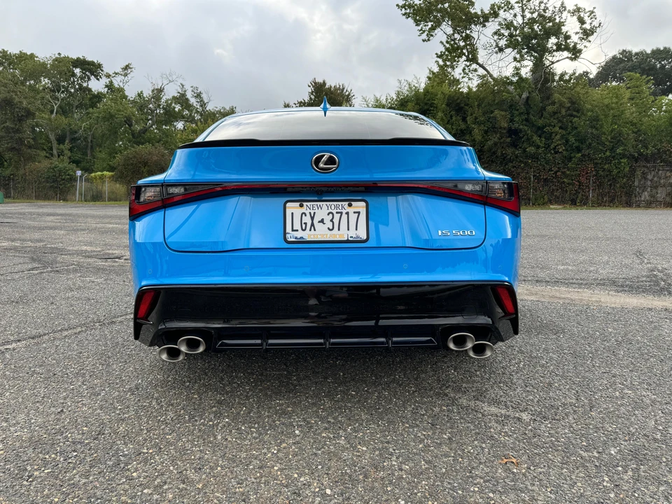 2024 Lexus IS 3rd Gen - Image 11 of 31