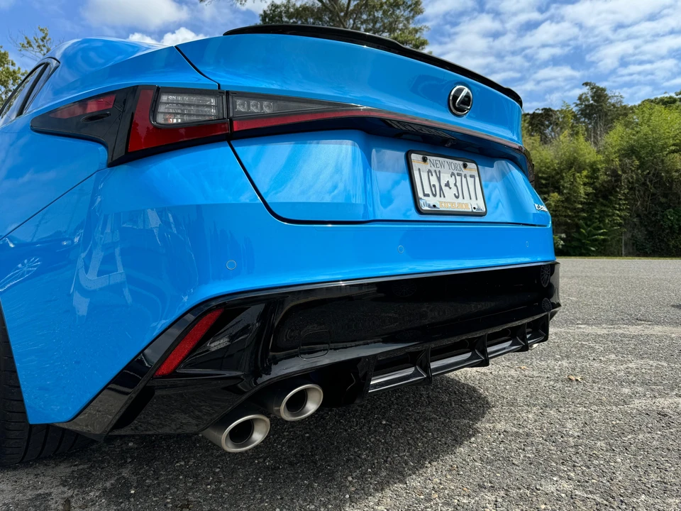 2024 Lexus IS 3rd Gen - Image 27 of 31