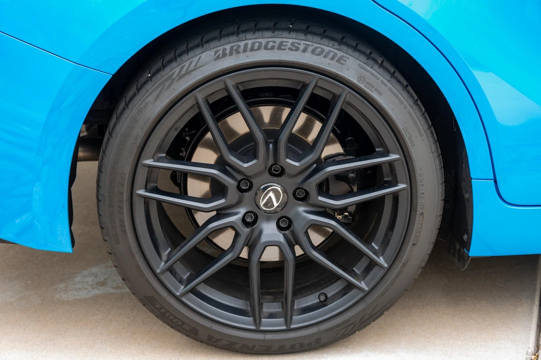 2024 Lexus IS 3rd Gen - Image 19 of 31