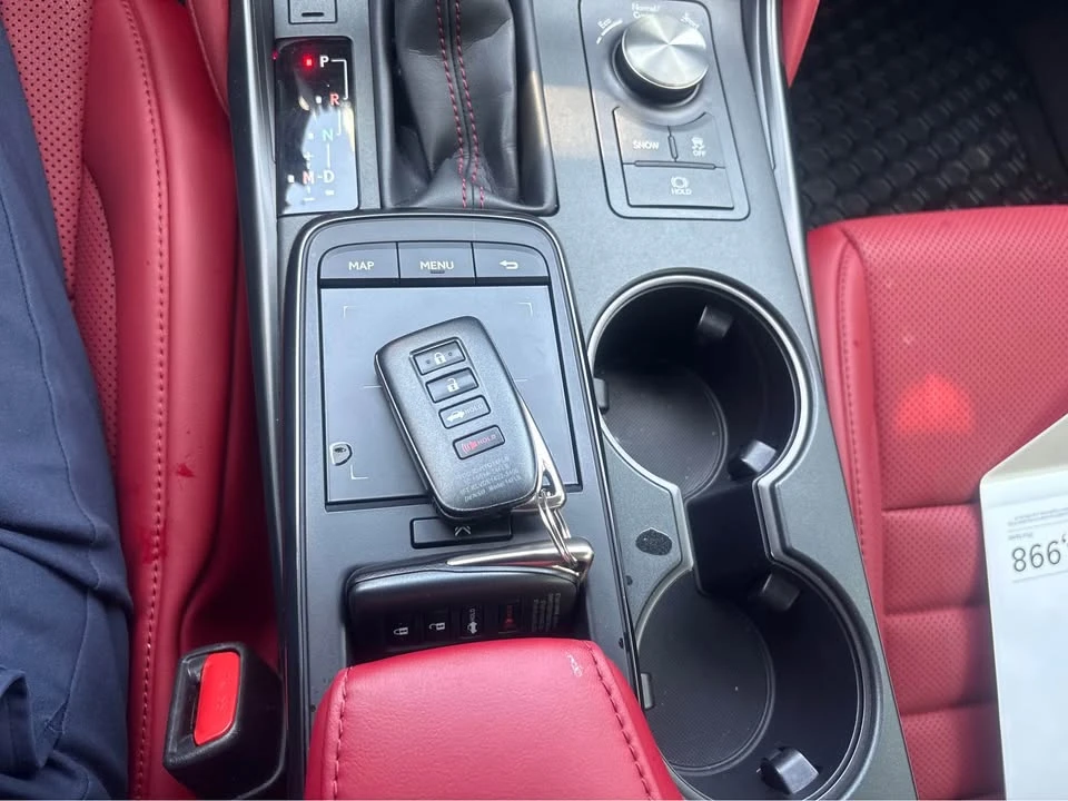 2024 Lexus IS 3rd Gen - Image 17 of 19
