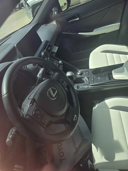 2024 Lexus IS 3rd Gen - Image 10 of 15