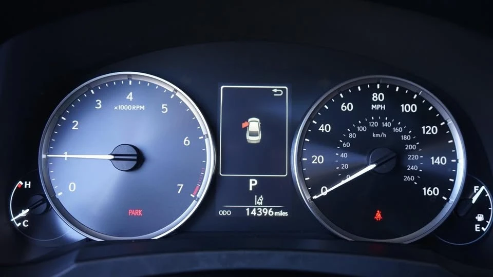 2024 Lexus IS 3rd Gen - Image 14 of 20