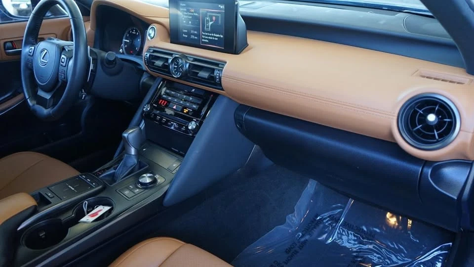 2024 Lexus IS 3rd Gen - Image 12 of 20