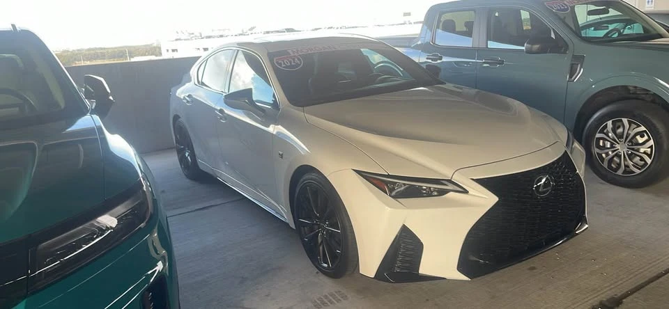 2024 Lexus IS 3rd Gen - Image 3 of 12