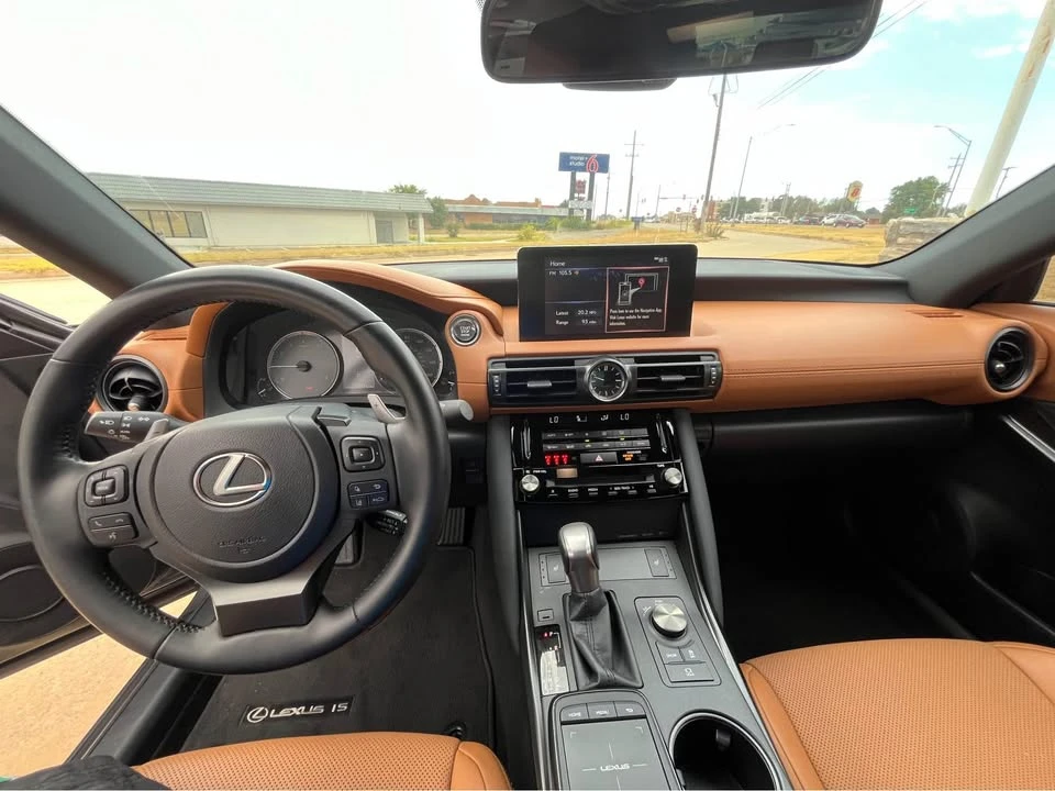2024 Lexus IS 3rd Gen - Image 9 of 10