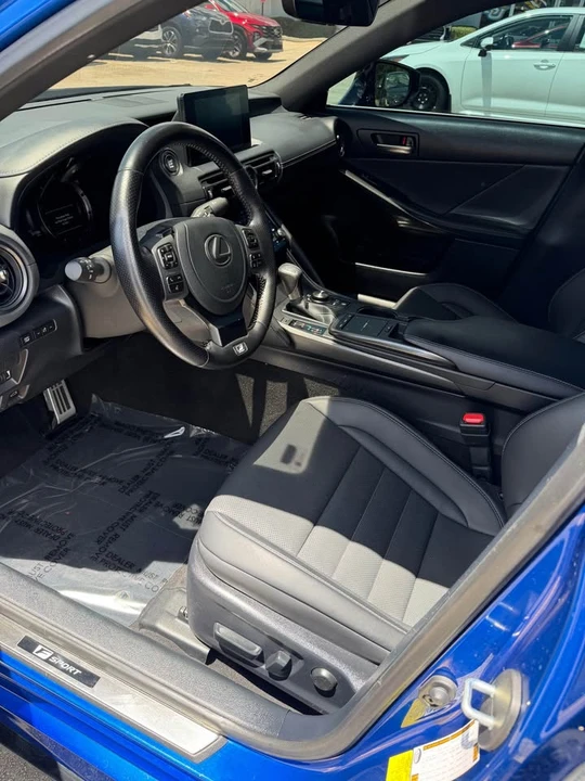 2024 Lexus IS 3rd Gen - Image 5 of 7