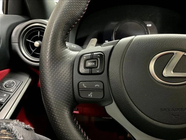 2024 Lexus IS 3rd Gen - Image 22 of 31