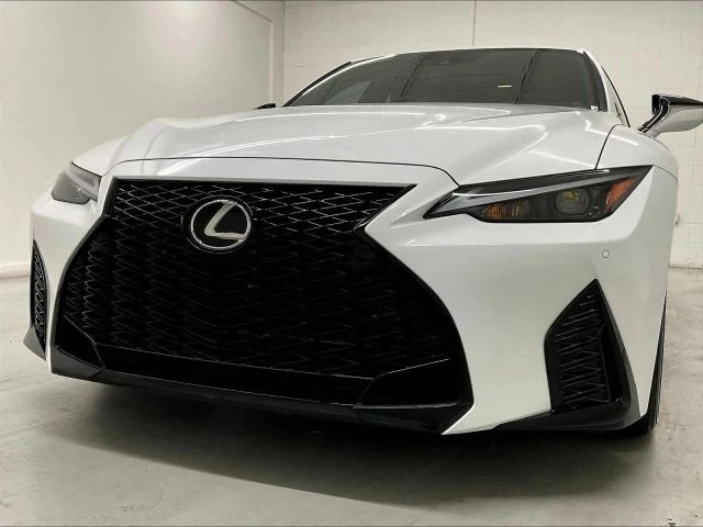 2024 Lexus IS 3rd Gen - Image 28 of 31