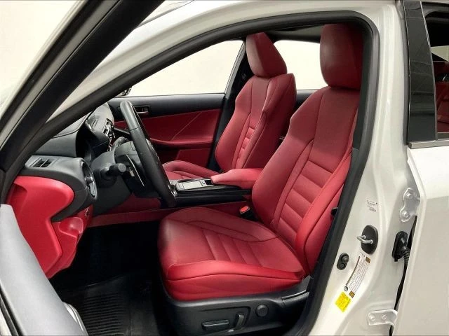 2024 Lexus IS 3rd Gen - Image 15 of 31