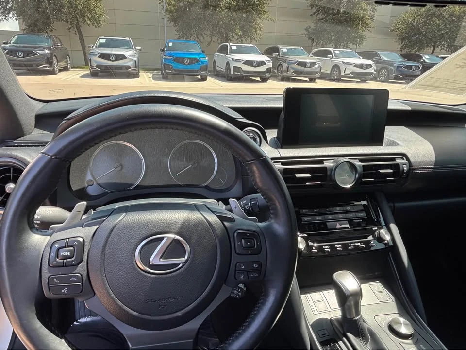 2024 Lexus IS 3rd Gen - Image 5 of 8