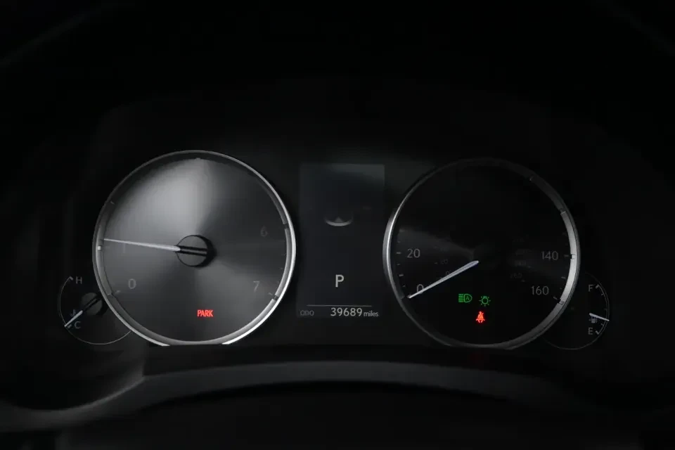 2024 Lexus IS 3rd Gen - Image 19 of 19