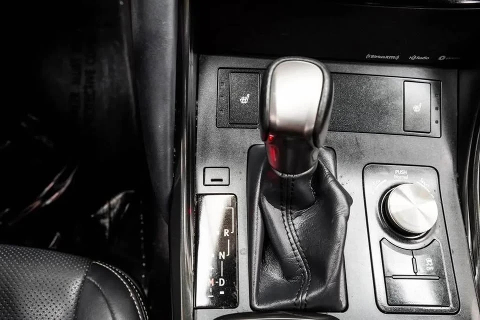 2024 Lexus IS 3rd Gen - Image 18 of 20
