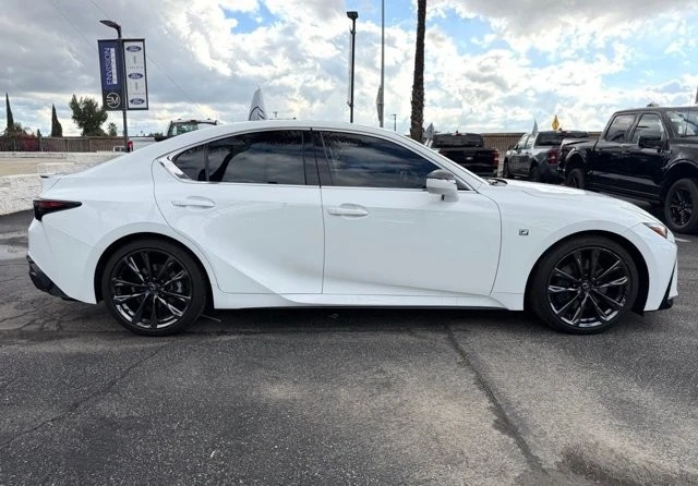 2024 Lexus IS 3rd Gen - Image 9 of 12