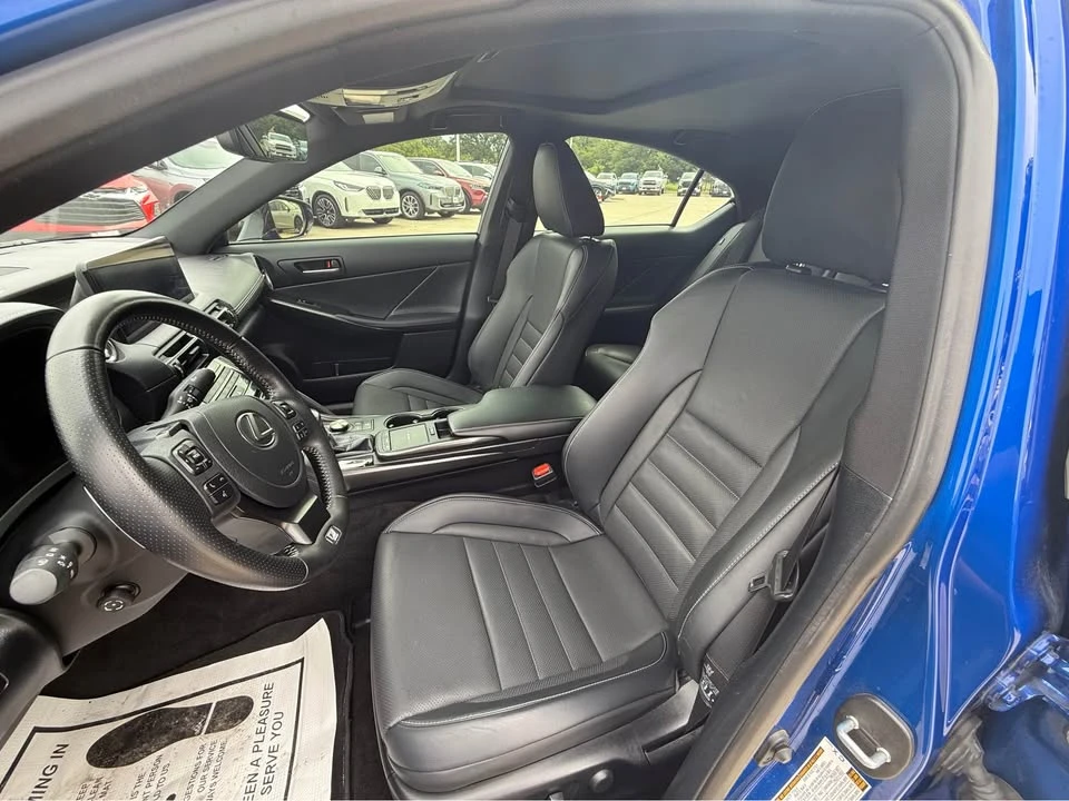 2024 Lexus IS 3rd Gen - Image 10 of 17